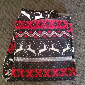 No Boundaries Christmas Leggings